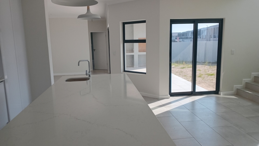 4 Bedroom Property for Sale in Sandown Western Cape